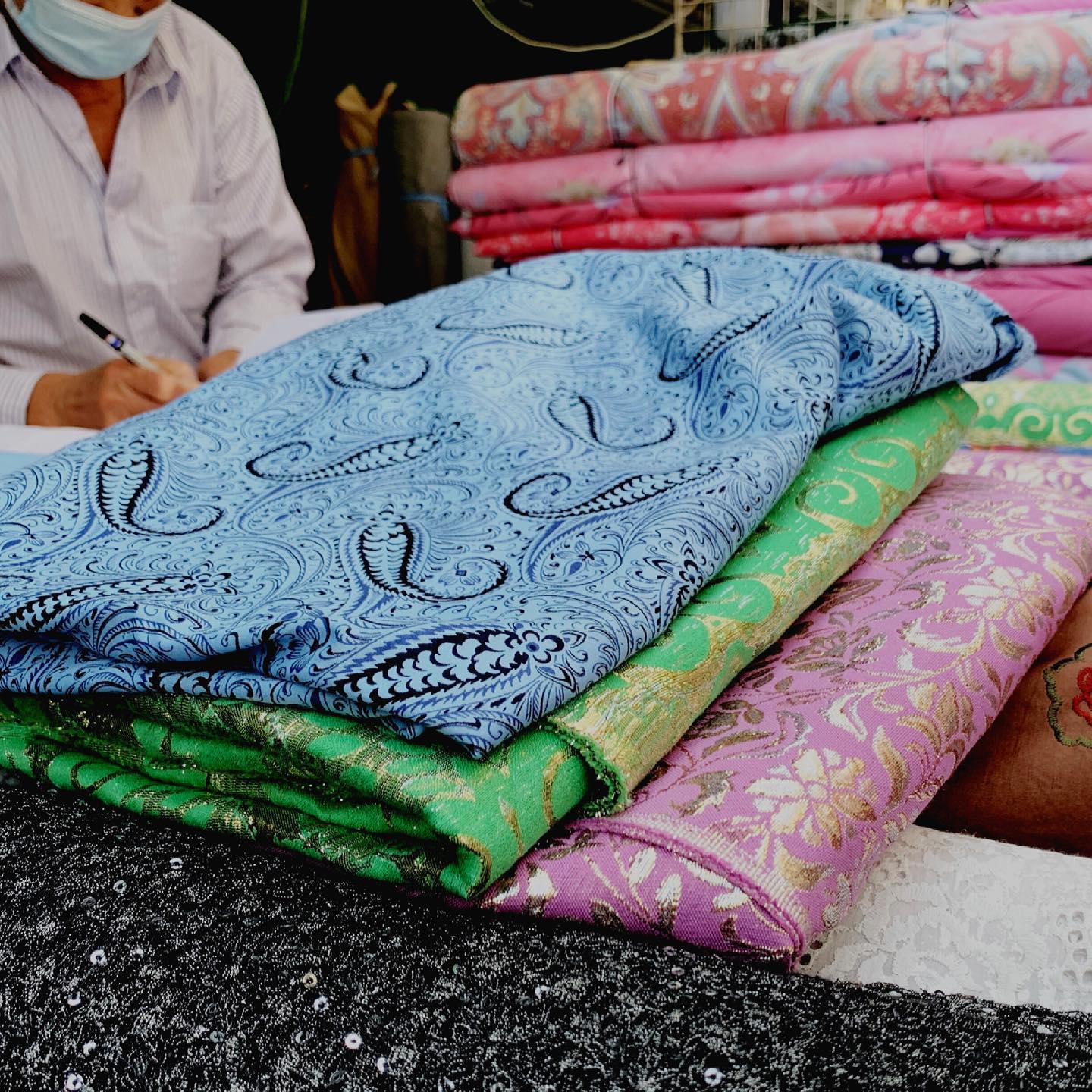 デッドストックファブリック