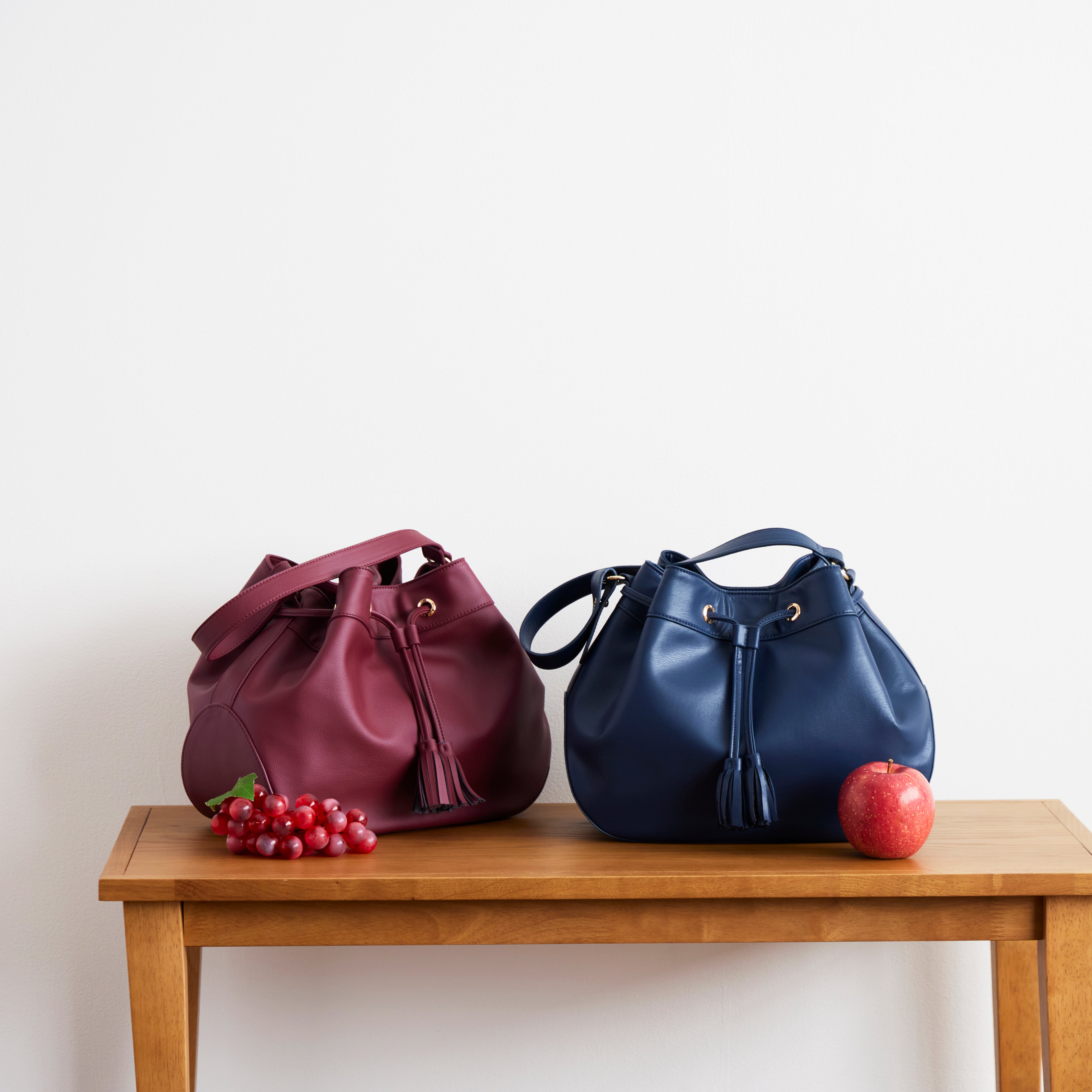 植物由来のヴィーガンレザーで作られたバッグのイメージ画像