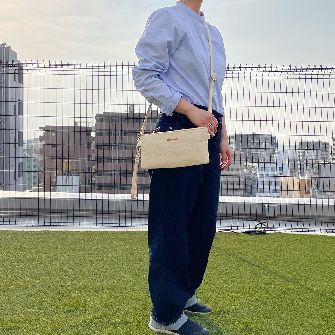 Grace Clutch Natural