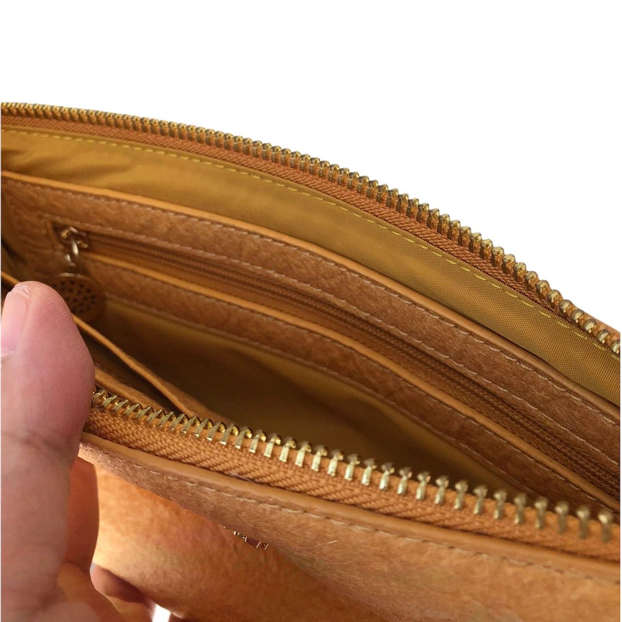 Grace Clutch Vintage Gold